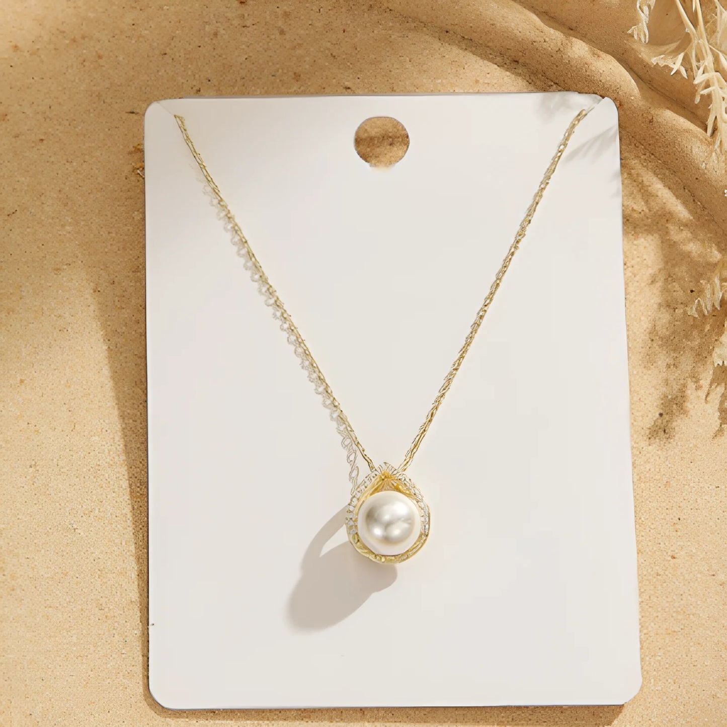 Elegant Pearl Drop Necklace