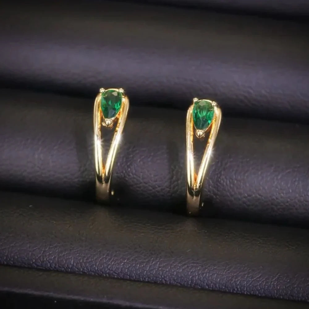 Amara Lavigne Emerald Earrings