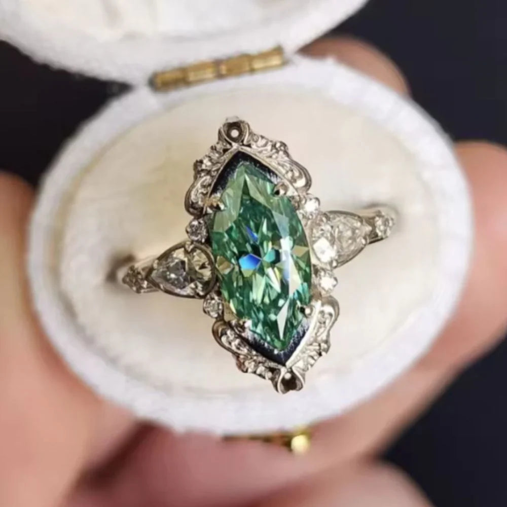 Vaelira Thornewyn Emerald Ring